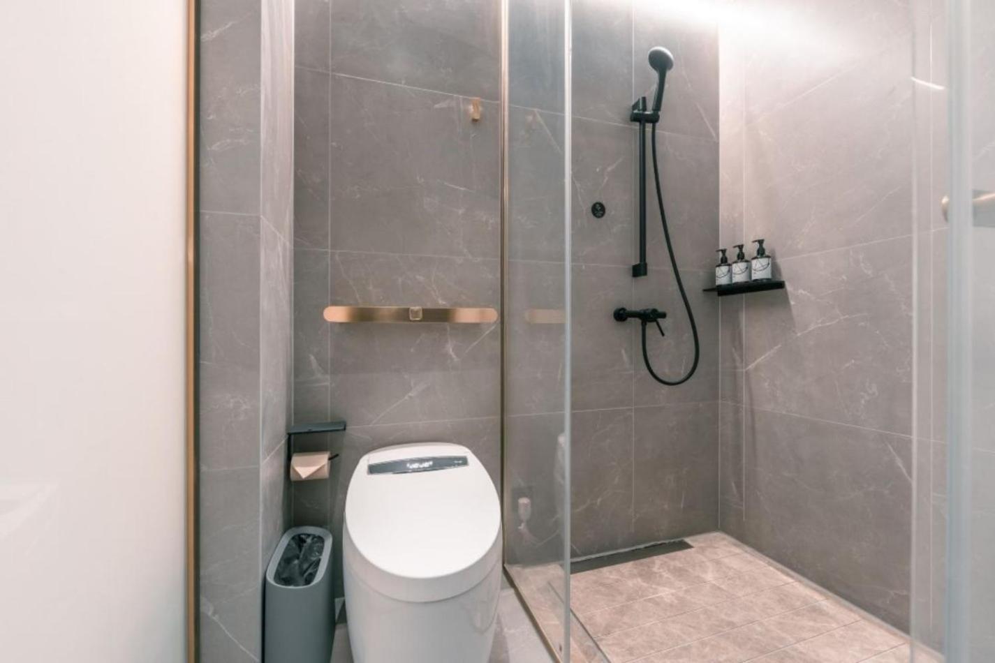 Atour X Hotel Shanghai Pudong Babaiban Hotel 4*